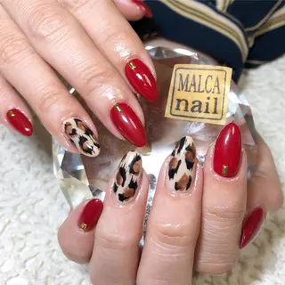 ミディアム カラー パーマ ヘアアレンジ マツエク・マツパ MALCAnail(マルカネイル)所属・荒木 莉奈のネイルデザイン