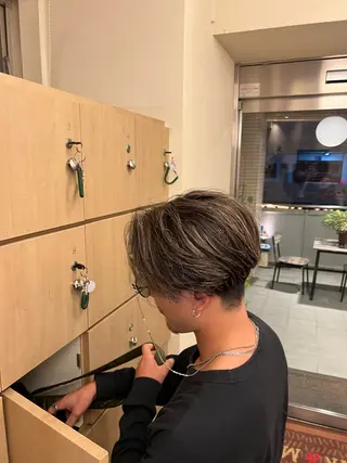 カラー 久永 菫のヘアスタイル