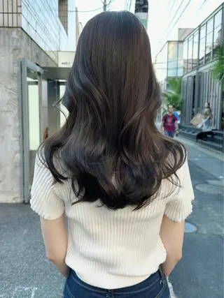 ロング カラー 🌷ハイライト /tomomi🌷のヘアスタイル