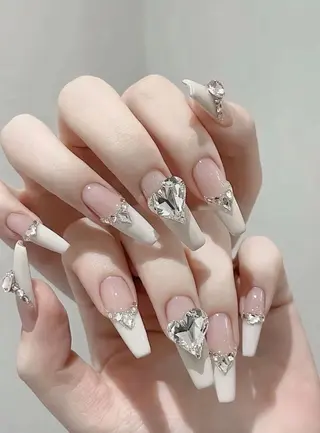 ネイル AND Nail 長さだし専門店のネイルデザイン