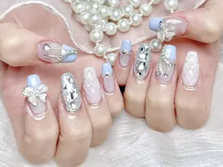 ネイル Hanya 🌈のネイルデザイン