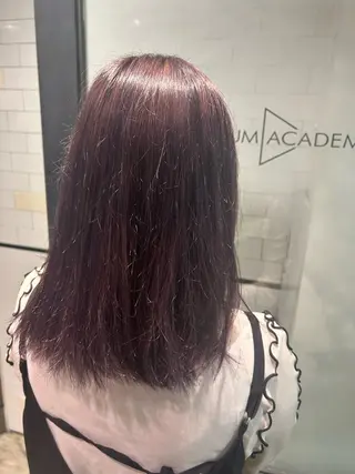 セミロング カラー IT by ALBUMあいりのヘアスタイル