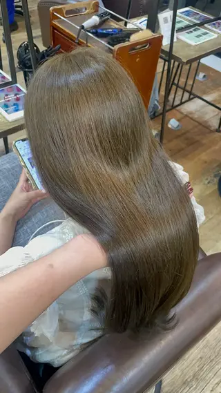 カラー レディースパーマ/ モナのヘアスタイル