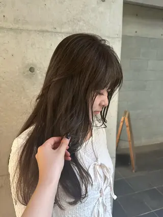 ロング カラー MISAKI のヘアスタイル