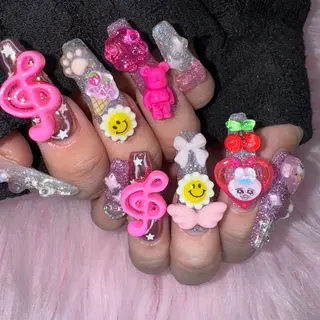 ネイル nail spaß所属・WAKALU .のネイルデザイン