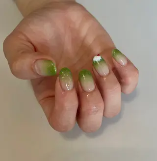 ネイル Nailsalon Olu所属・ネイリスト Nanaのネイルデザイン