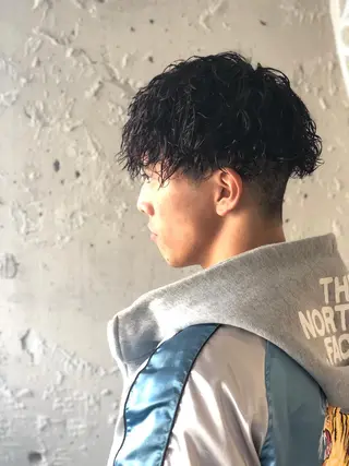 ミディアム パーマ メンズ 🔔支持率NO.1 🔔廣岡慶太のヘアスタイル