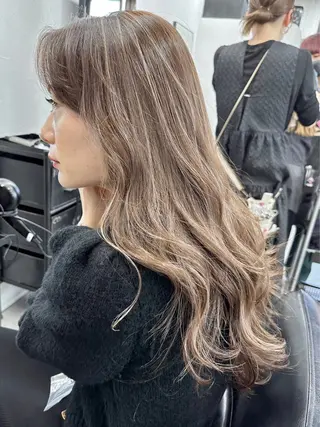 ロング カラー 🫐寒色系カラー 🫐ヤマナカリリカのヘアスタイル