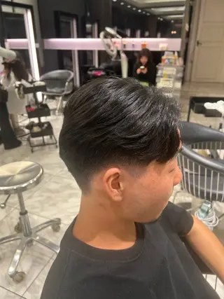 メンズ 《✨men'sパーマ 専門美容師✨》のヘアスタイル
