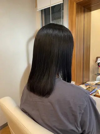 ミディアム 本多 美羽のヘアスタイル