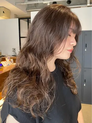 ロング カラー ベージュカラー🐏 🤎塚原優芽のヘアスタイル