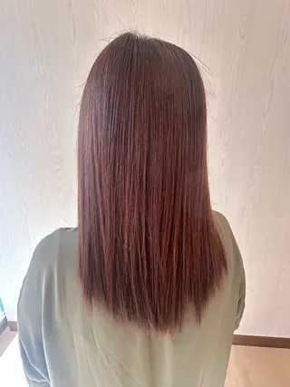 カラー 平澤 梨杏のヘアスタイル