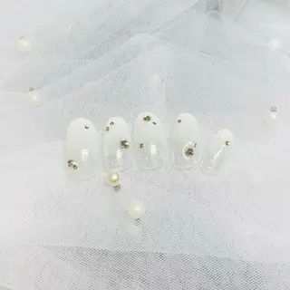 ミディアム 齋藤 佳奈のネイルデザイン