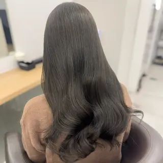 ロング カラー ブリーチなし/レイヤ ー特化🌈Tommyのヘアスタイル