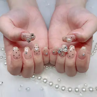 ネイル brooch yukinoのネイルデザイン