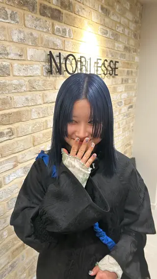 ミディアム カラー ハイトーン/ ウルフ/suzuhaのヘアスタイル