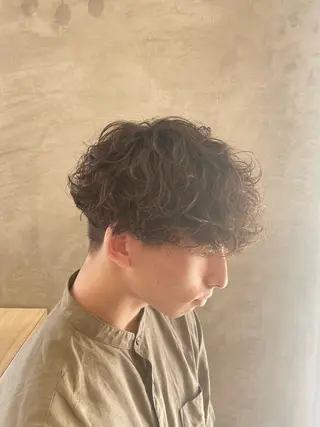 メンズ ブリーチなし透明感 カラー✨山仲絢圭のヘアスタイル