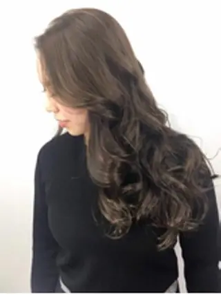 ロング セシルヘアー所属・セシルヘアー masayoのヘアスタイル