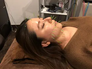 メンズ 美容鍼灸サロン LOMIHARIのエステ・リラクイメージ