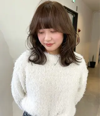 ロング カラー mizuki/ピンク ベージュ.レイヤーのヘアスタイル