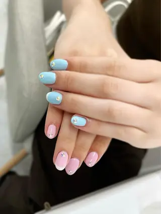 ネイル Bianca🩶 SHIONOのネイルデザイン