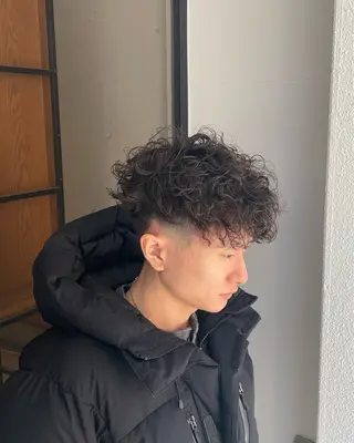 ショート パーマ メンズ arti所属・坂口 歩夢のヘアスタイル