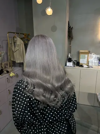 ロング カラー qulim所属・櫻井 はるなのヘアスタイル