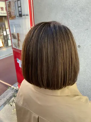 ショート 【白髪ぼかし】 愛甲竜佑のヘアスタイル