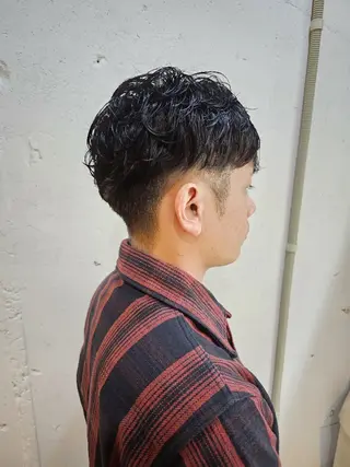 メンズ パーマ Ayu🐾 ブリーチ無しカラーのヘアスタイル