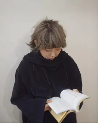 ショート カラー ハイトーンカラー RYUのヘアスタイル