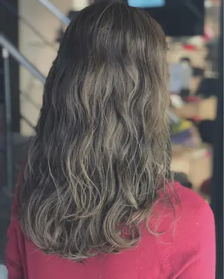 ロング カラー ✨髪質改善縮毛矯正✨ 宇田川修平のエステ・リラクイメージ