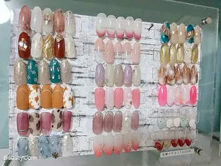 ネイル SYR所属・SYR nail salonのネイルデザイン