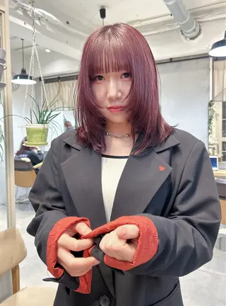 セミロング カラー ハイトーン&暗髪🔥 表参道二刀流マエダのヘアスタイル