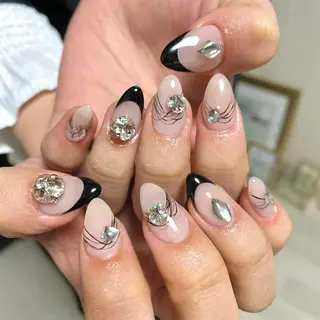 ネイル Blomeel Nailのネイルデザイン