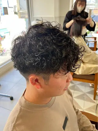 メンズ 鬼松沙弥 ❤︎メンズパーマのヘアスタイル