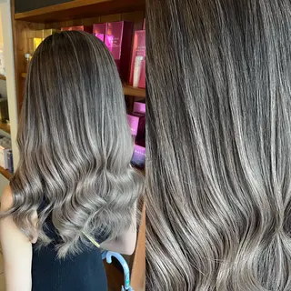 セミロング カラー 小嶋 秀明/ 本物の髪質改善⭐️のヘアスタイル