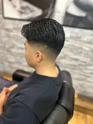 ショート 加藤 直輝のヘアスタイル