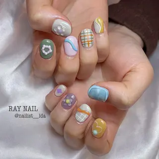 ネイル Arowa 伊田のネイルデザイン