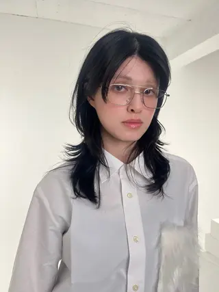 ミディアム レイヤー/ケアパーマ /ニュアンス/モードのヘアスタイル