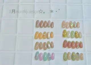ネイル Shimmer Nail所属・Shimmer Nail⋆*✩のネイルデザイン