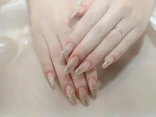 ネイル VIVIAN リサのネイルデザイン