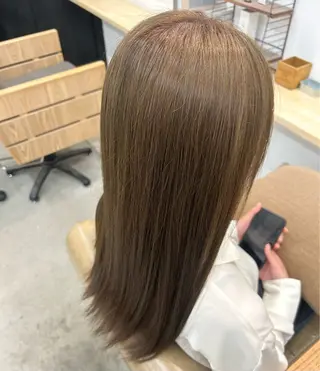 カラー shy  by branch所属・伊豆 由奈のヘアスタイル