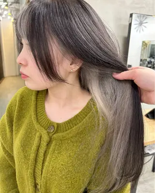 ロング カラー 🫐寒色系カラー 🫐ヤマナカリリカのヘアスタイル