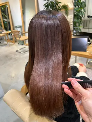 セミロング FILMS柏店所属・宮本 悠利のヘアスタイル