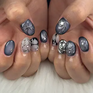 ネイル Nail Salon L'arc所属・💊大阪/心斎橋 moni🧠のネイルデザイン