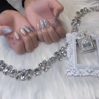 ネイル MADIA 横浜所属・池上 優希のネイルデザイン