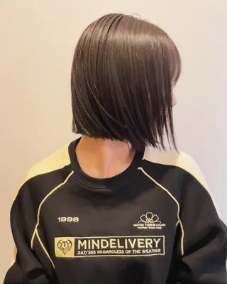 ミディアム KOCHAB所属・三谷 はるなのヘアスタイル