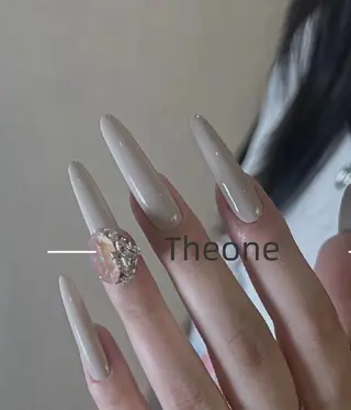 ネイル Theone栄店 伊藤のネイルデザイン