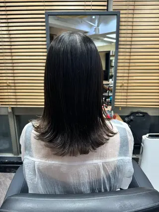 ミディアム absolute所属・艶カラー🎀 YUUKAのヘアスタイル