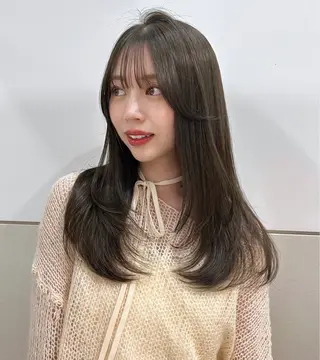カラー fujimoto yuiのヘアスタイル